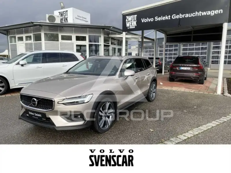 2023 Volvo V60