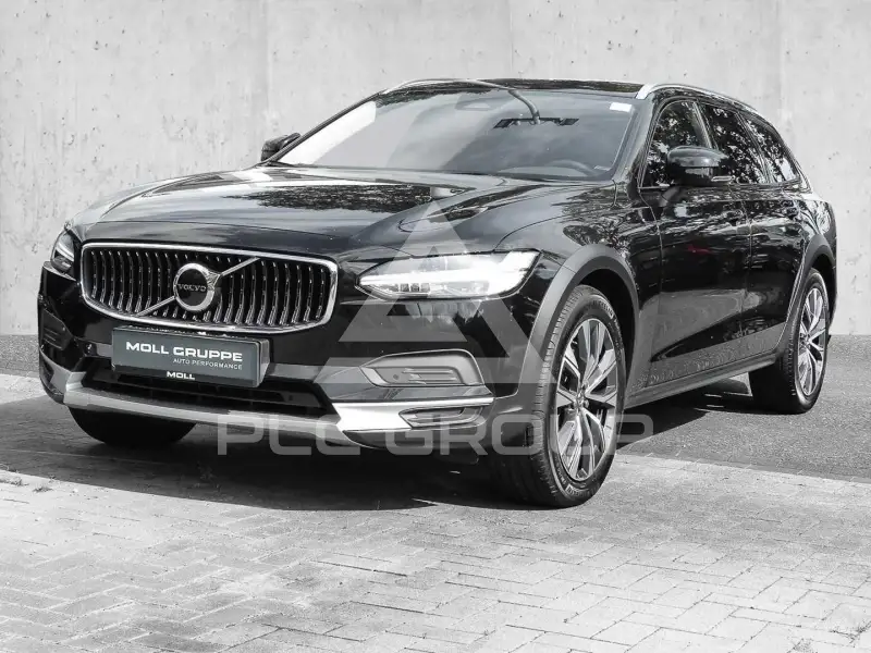 2023 Volvo V90