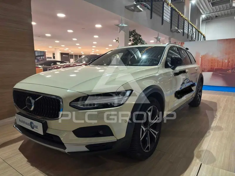 2023 Volvo V90