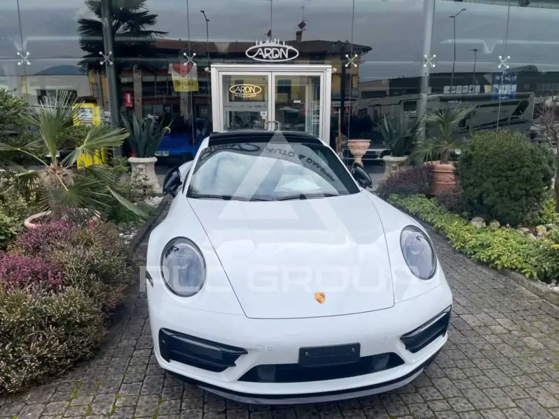 2023 Porsche 911