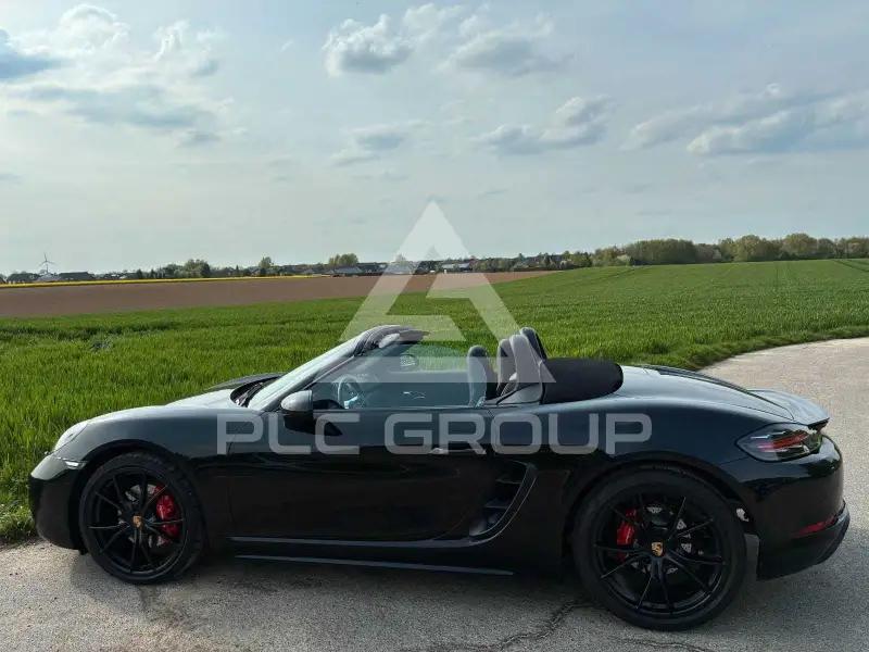 2023 Porsche BOXSTER