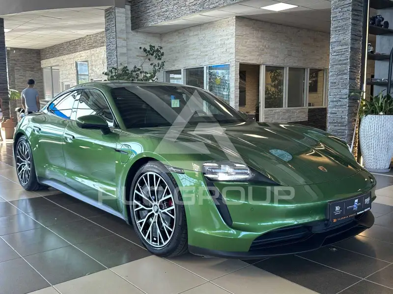 2023 Porsche Taycan