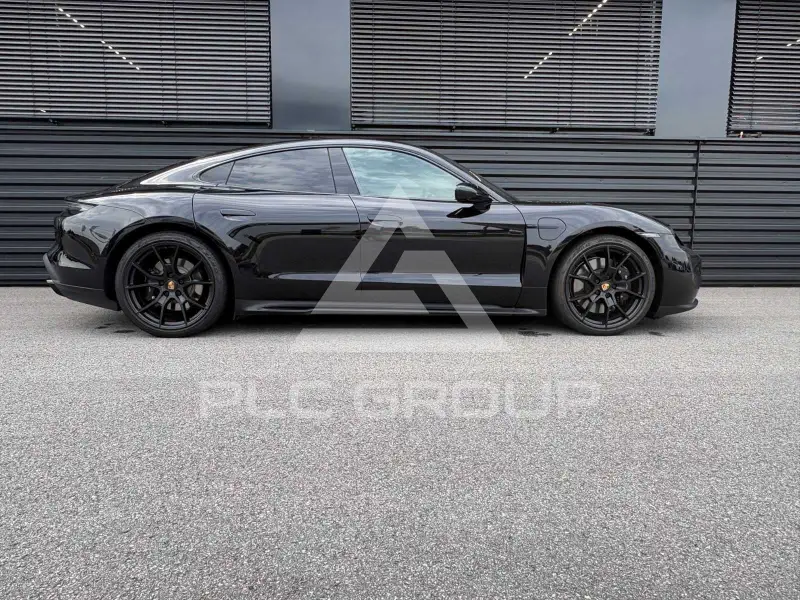 2023 Porsche Taycan