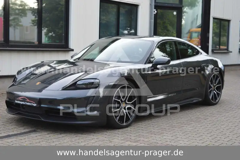 2023 Porsche Taycan