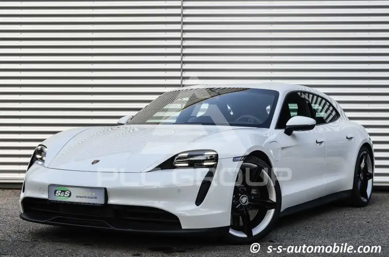 2023 Porsche Taycan