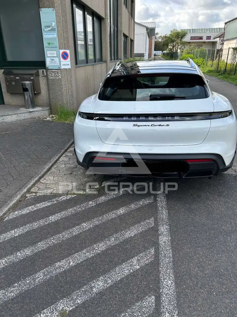 2023 Porsche Taycan