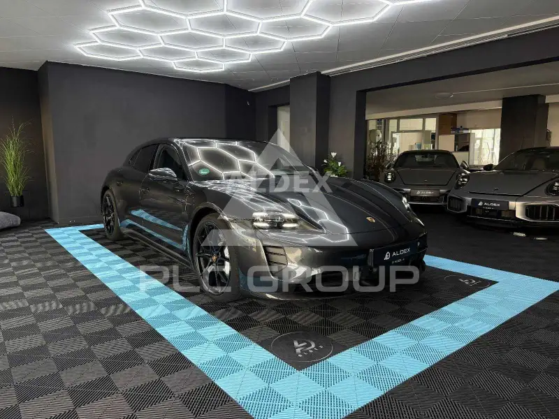 2023 Porsche Taycan