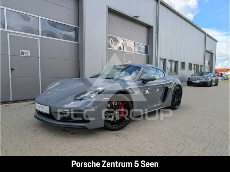 2023 Porsche Cayman