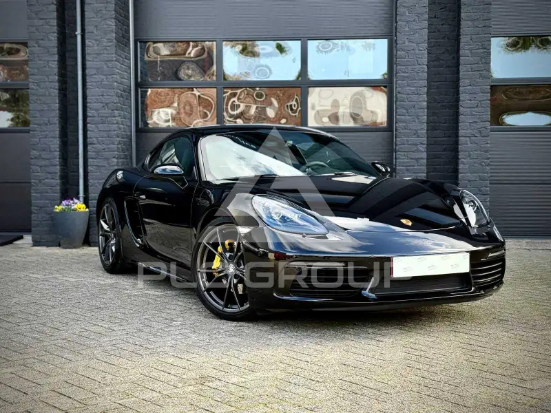 2023 Porsche Cayman