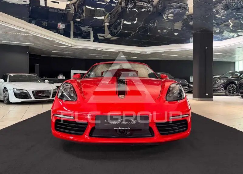2023 Porsche Cayman