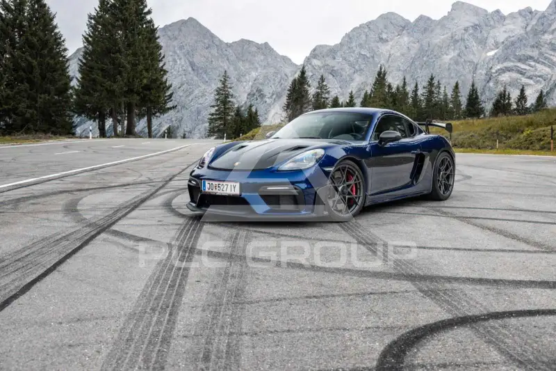 2023 Porsche Cayman