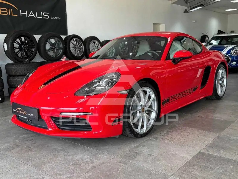 2023 Porsche Cayman