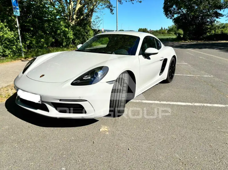 2023 Porsche Cayman