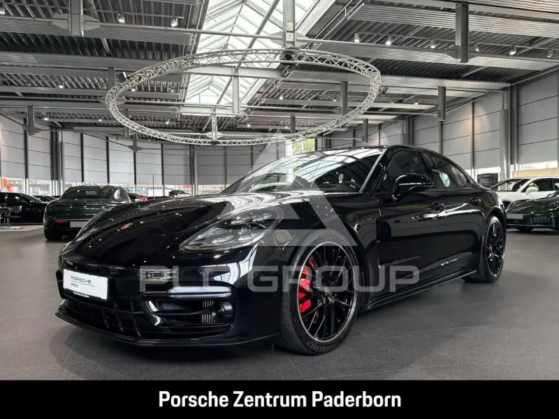 2023 Porsche Panamera