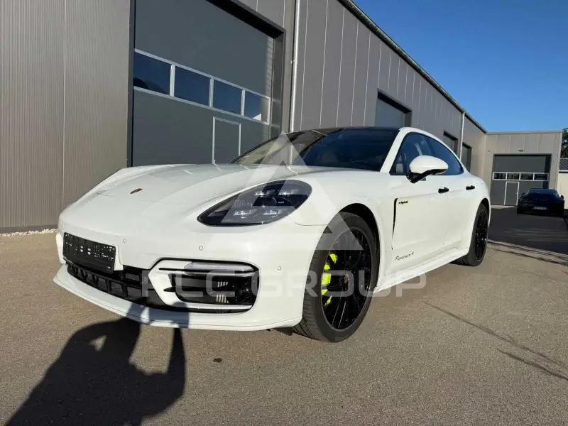 2023 Porsche Panamera