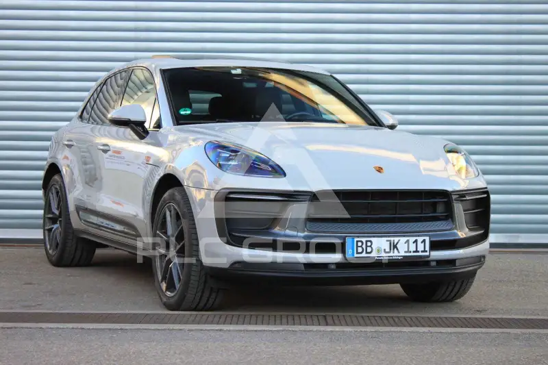 2023 Porsche MACAN