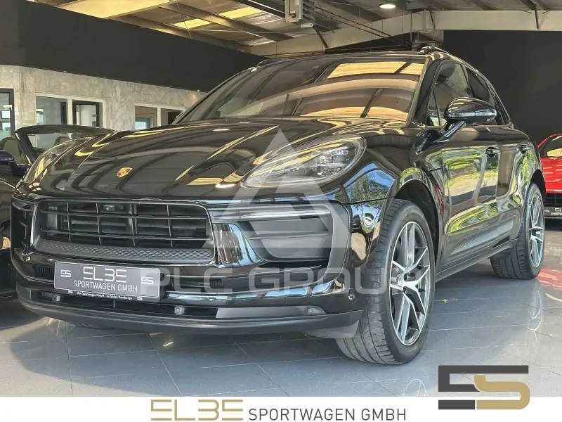 2023 Porsche MACAN