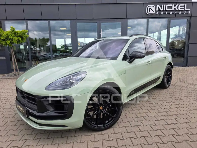 2023 Porsche MACAN