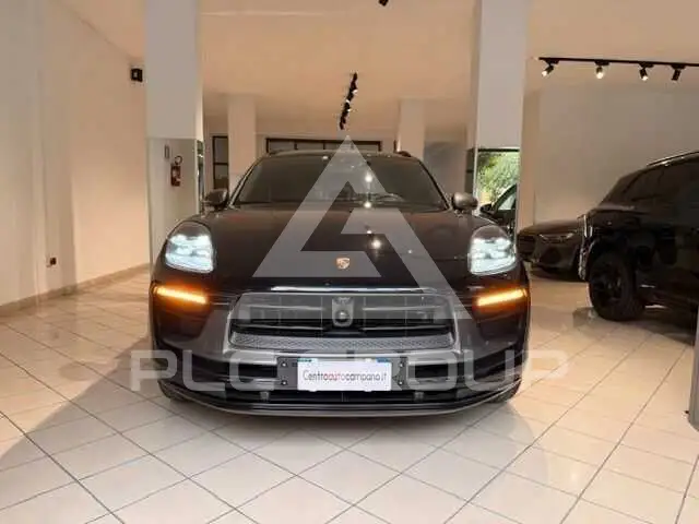2023 Porsche MACAN