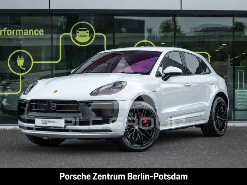 2023 Porsche MACAN