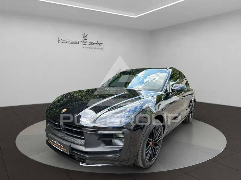 2023 Porsche MACAN