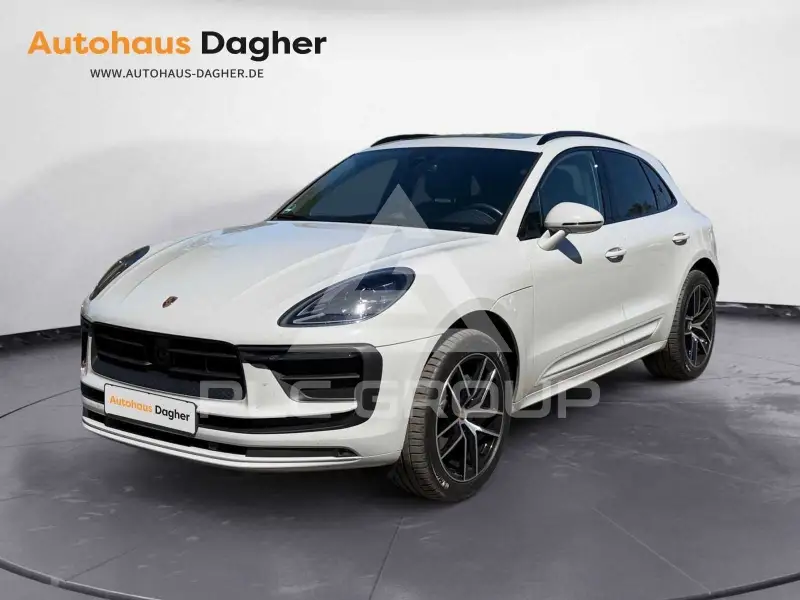 2023 Porsche MACAN