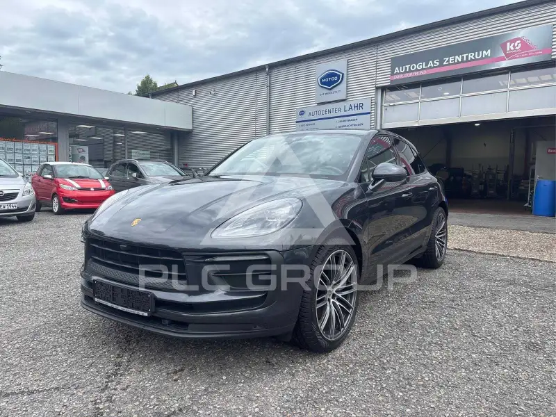 2023 Porsche MACAN