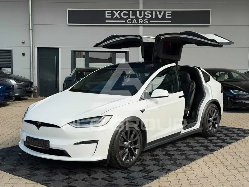 2023 Tesla Model X