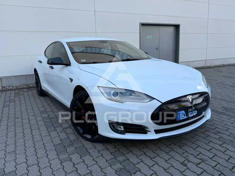 2023 Tesla Model S