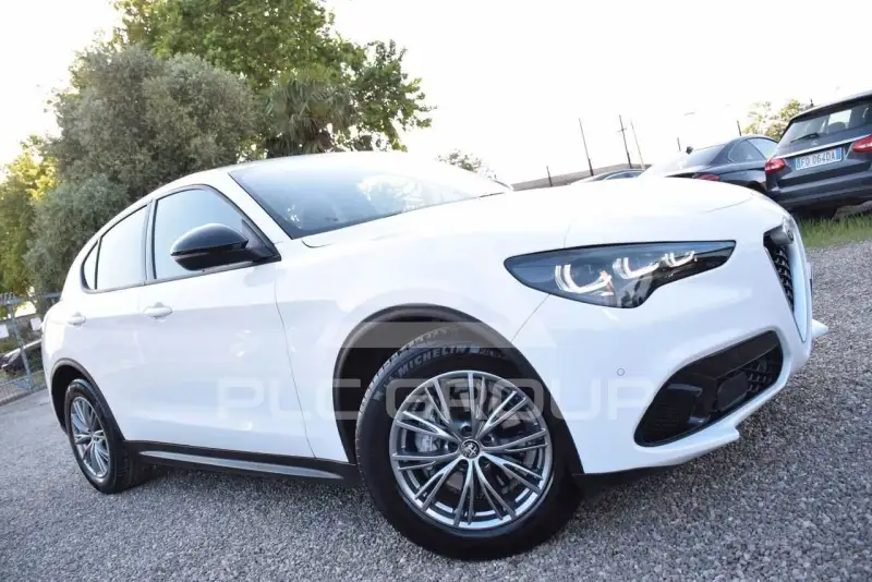 2023 Alfa Romeo Stelvio