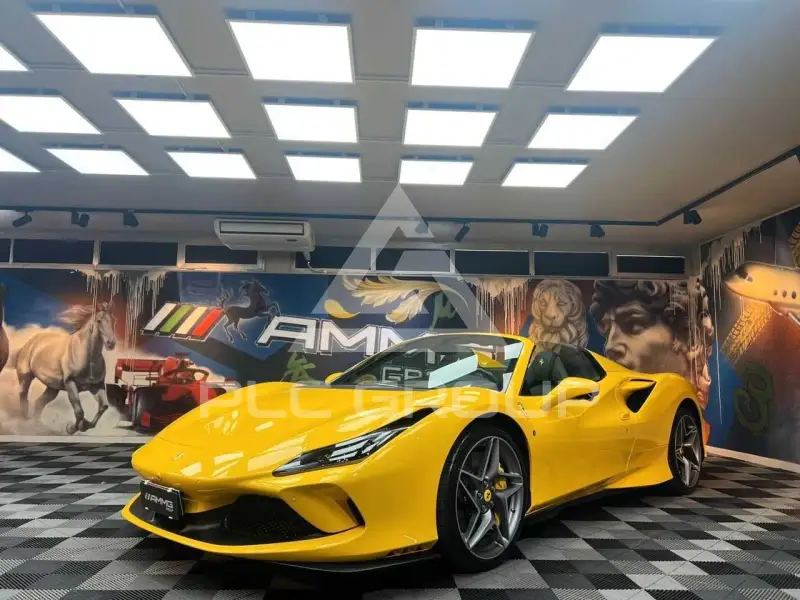 2023 Ferrari F8