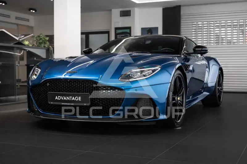 2023 Aston Martin DBS