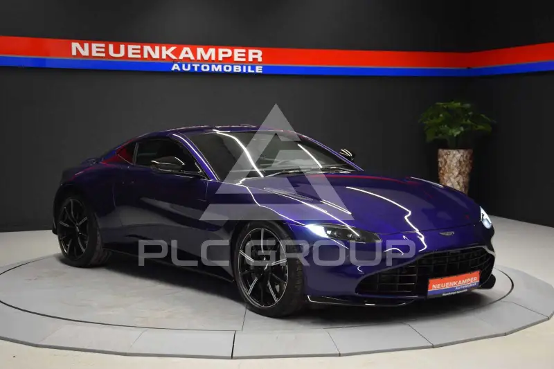 2023 Aston Martin V8