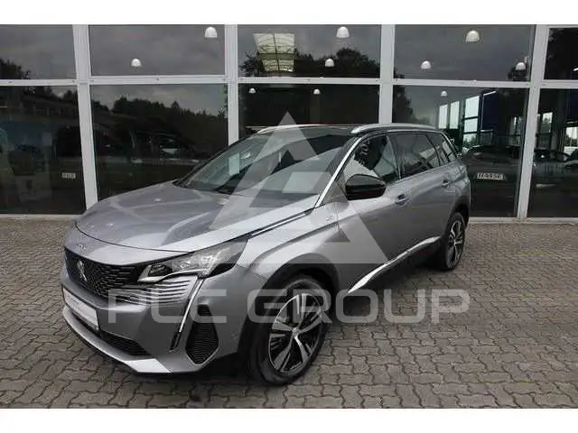 2023 Peugeot 5008