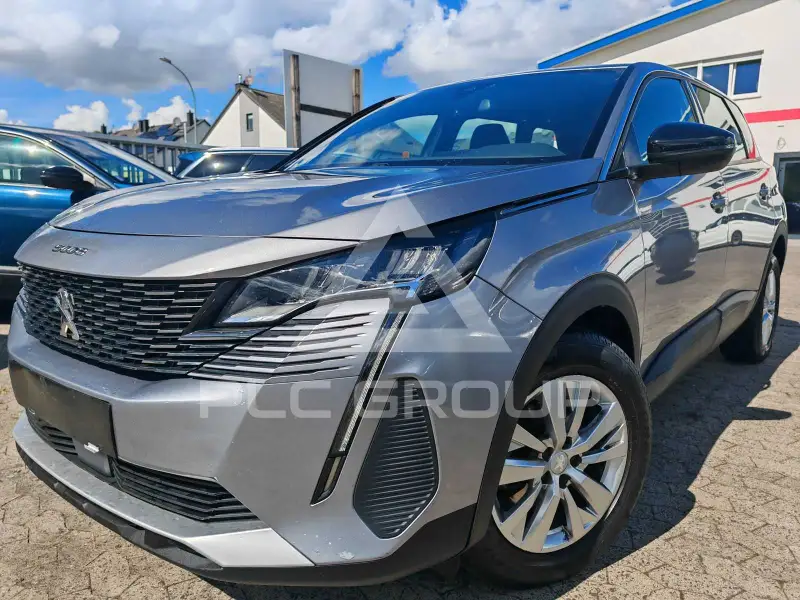 2023 Peugeot 5008