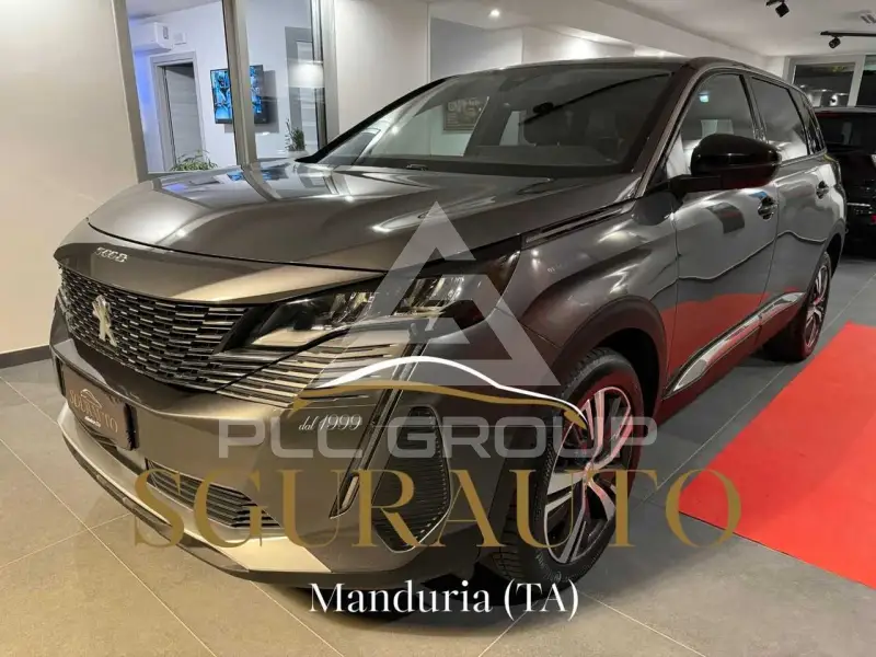 2023 Peugeot 5008