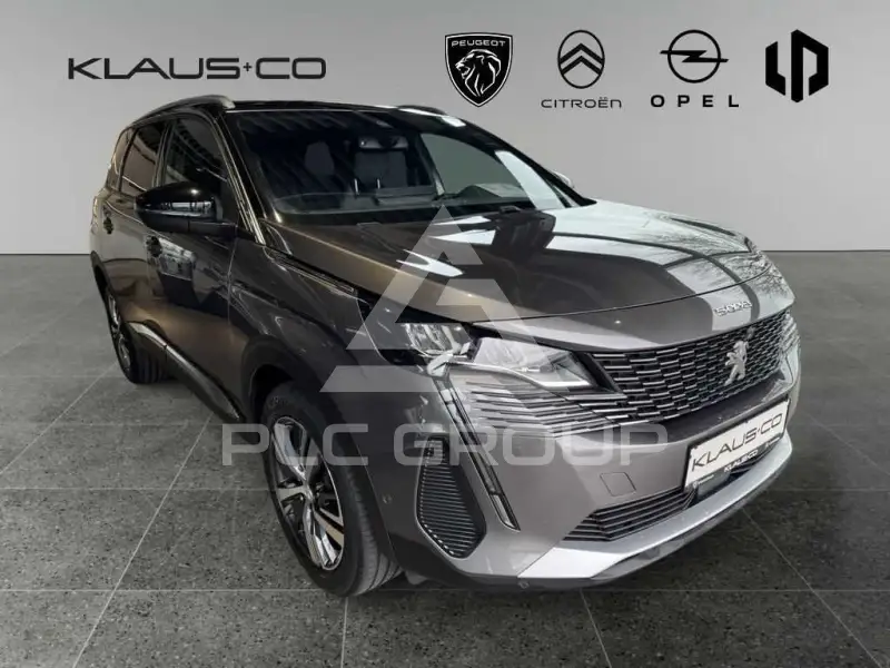 2023 Peugeot 5008
