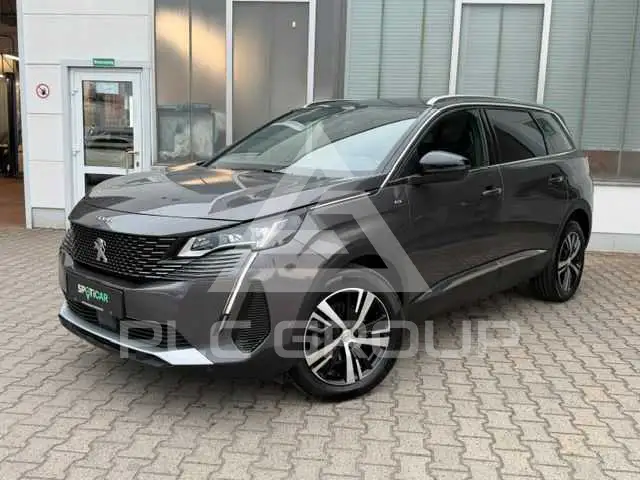 2023 Peugeot 5008