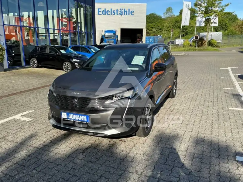 2023 Peugeot 5008