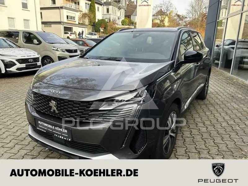 2023 Peugeot 5008