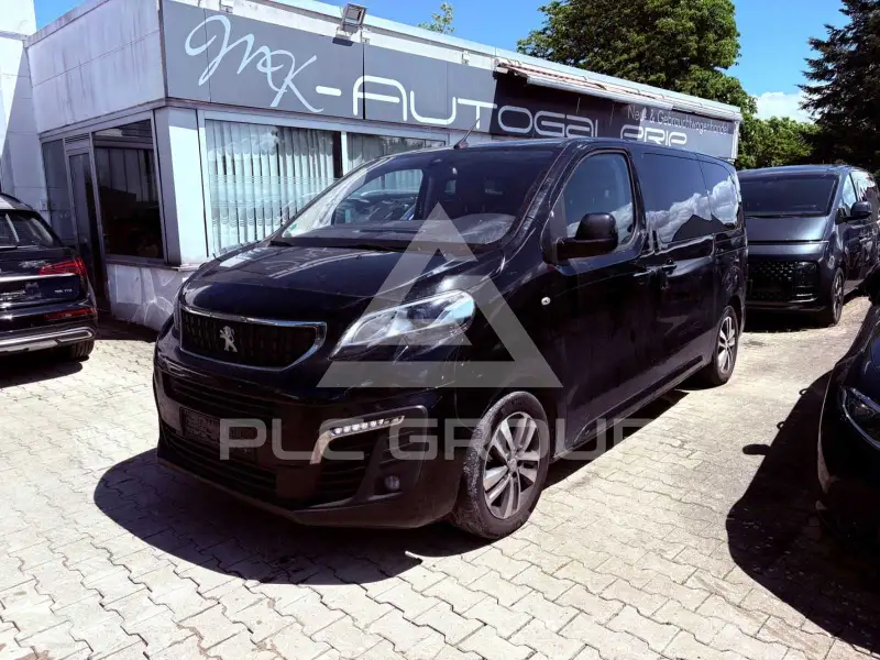 2023 Peugeot Traveller