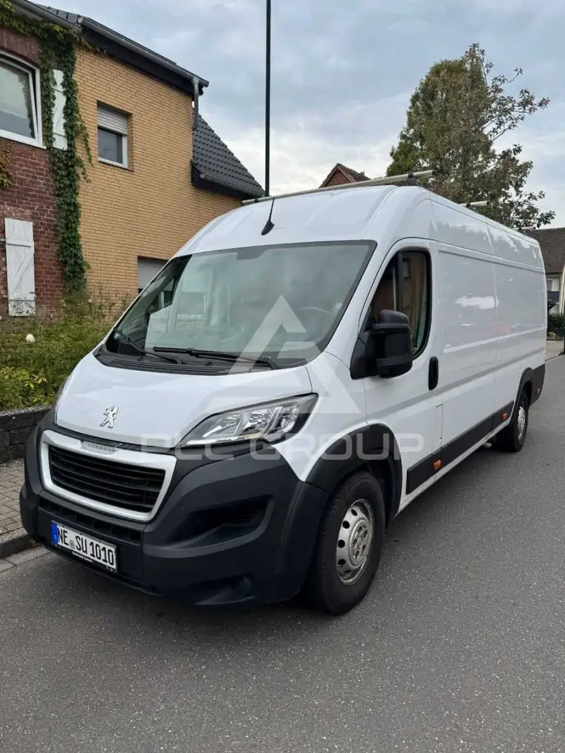 2023 Peugeot Boxer