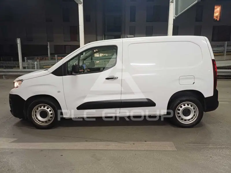 2023 Peugeot Partner