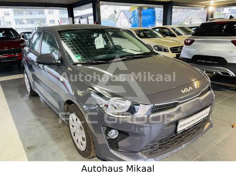 2023 KIA Rio