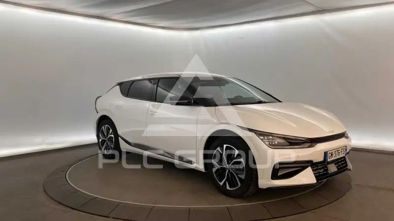 2023 KIA EV
