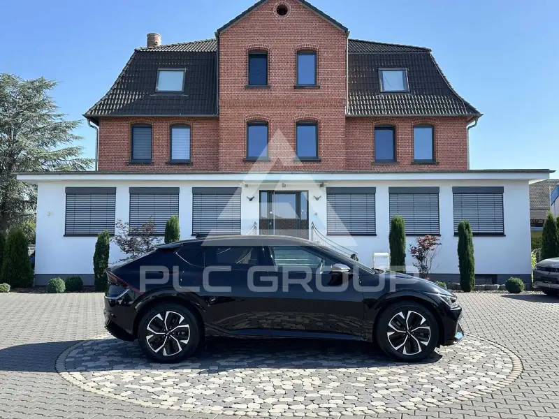 2023 KIA EV