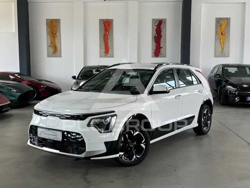 2023 KIA Niro