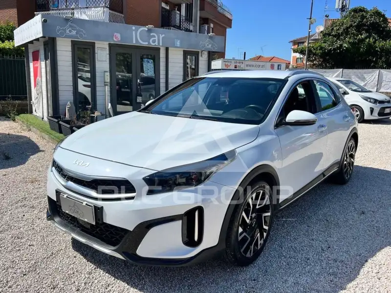 2023 KIA XCEED
