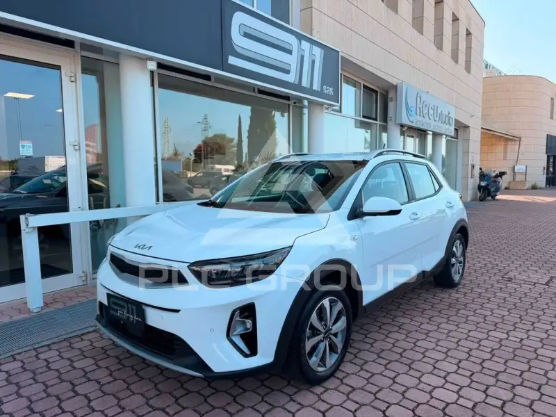 2023 KIA Stonic