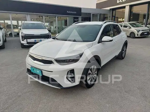 2023 KIA Stonic